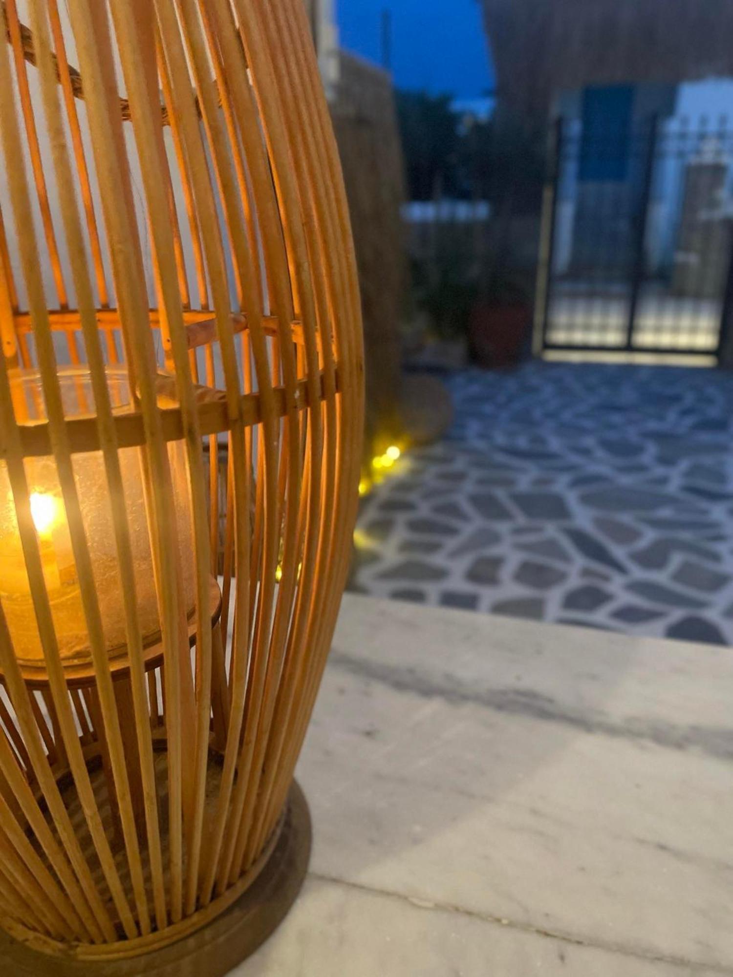 Athina Rooms - Lounge Apartments パロス島 エクステリア 写真